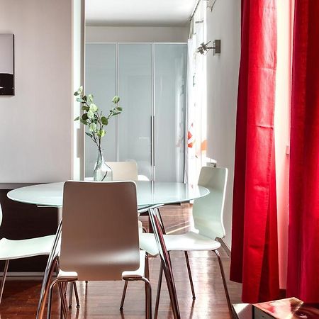 Joivy Charming Apartment In The Heart Of Isola District Милан Экстерьер фото
