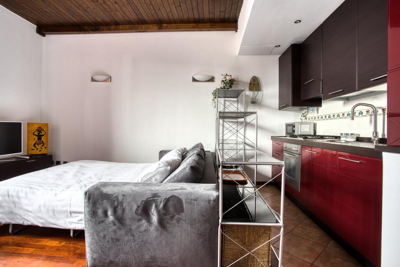 Joivy Charming Apartment In The Heart Of Isola District Милан Экстерьер фото